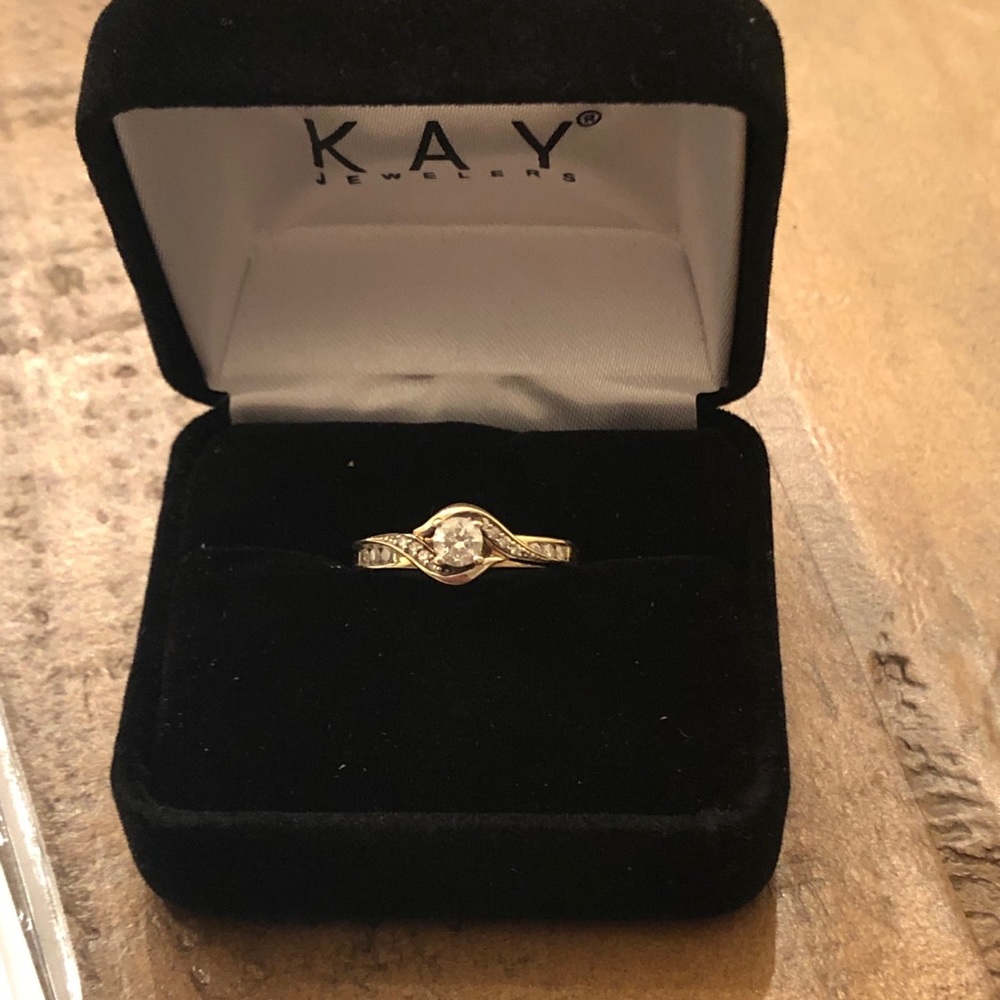 10k gold and diamond engagement or promise ring